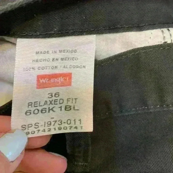 Wrangler black relaxed fit mens shorts sz 36 western blue collar casual work - Picture 9 of 10